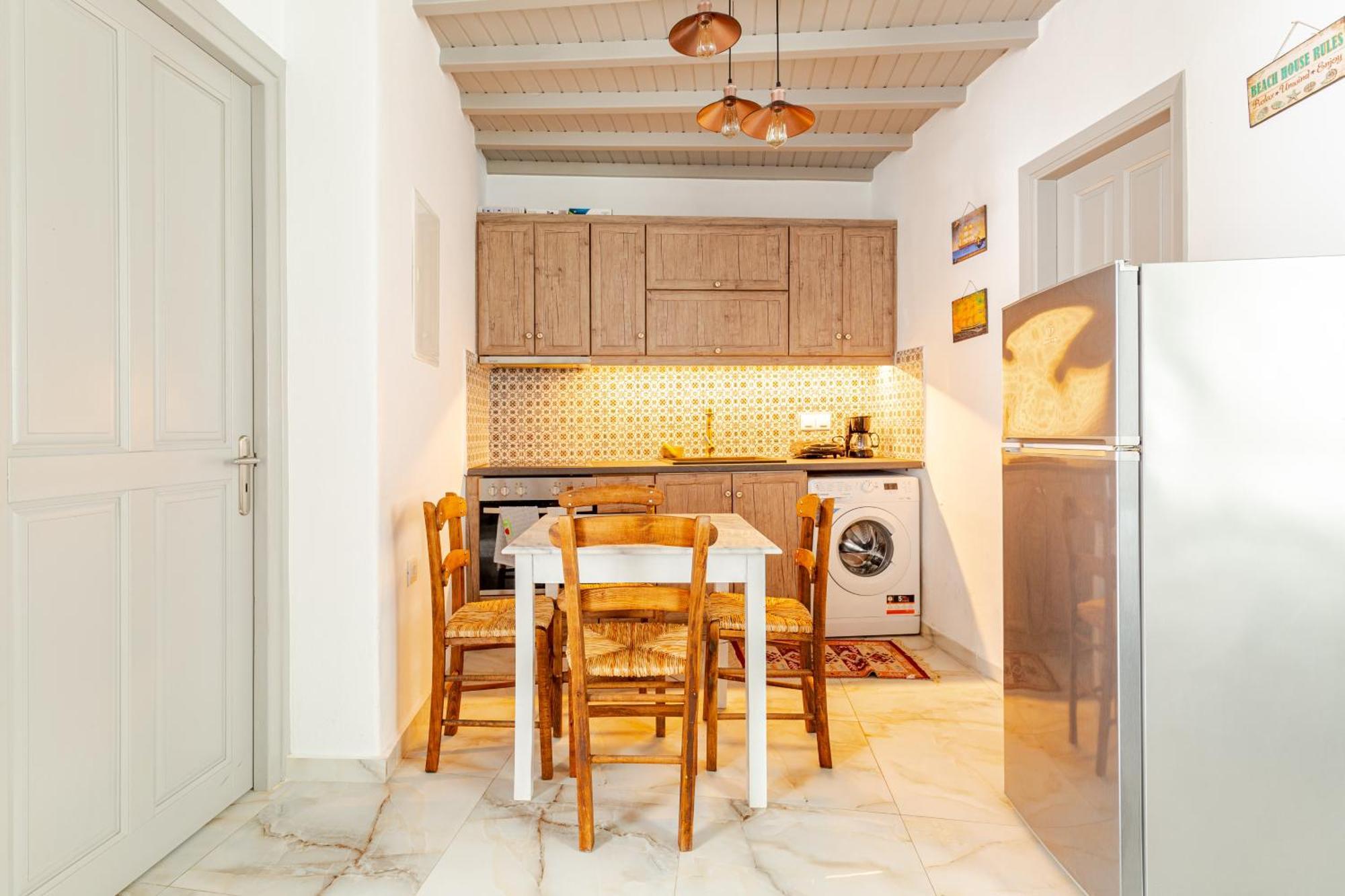 Elenitas Beach House In Ornos Zewnętrze zdjęcie