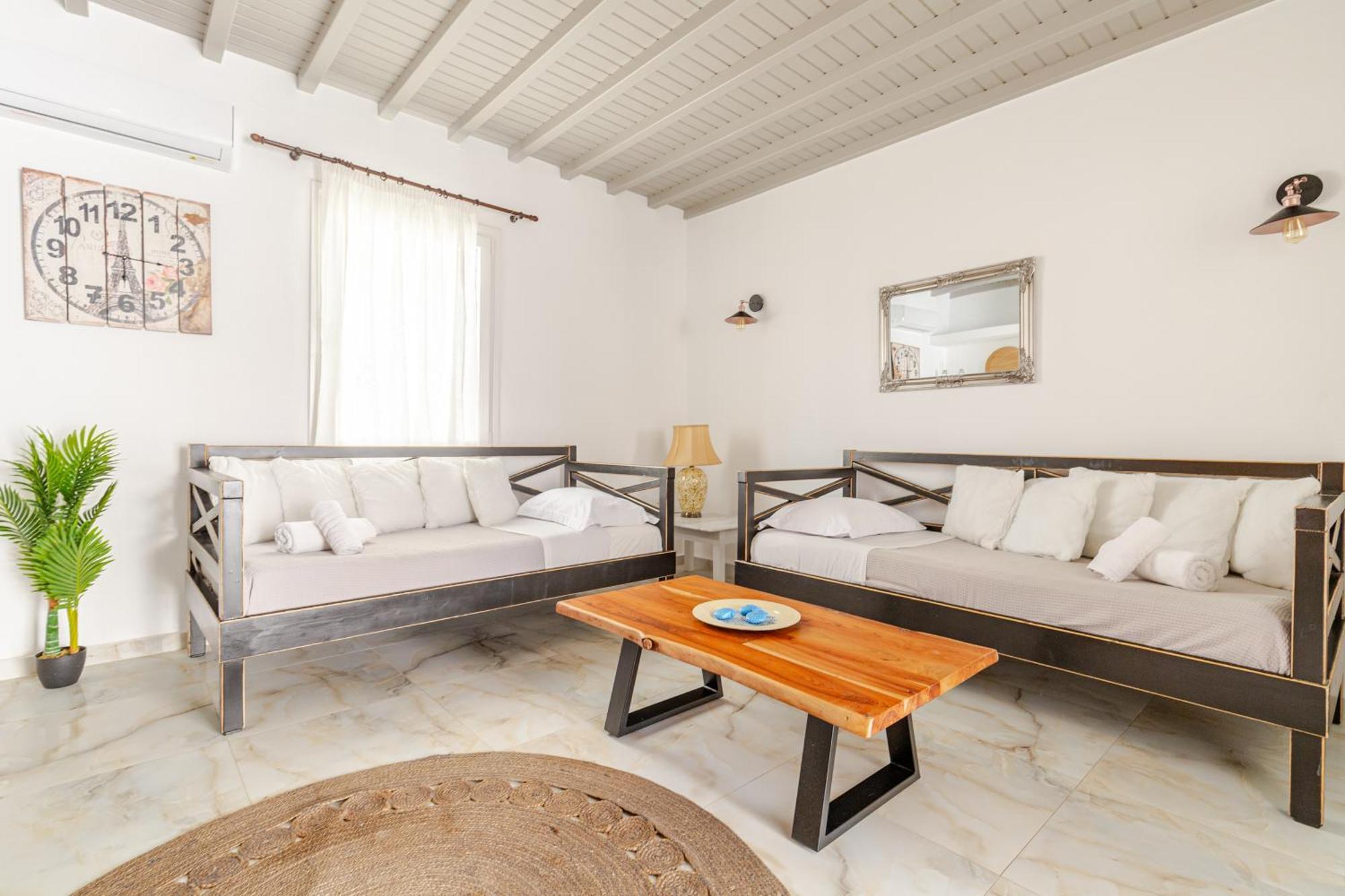 Elenitas Beach House In Ornos Zewnętrze zdjęcie